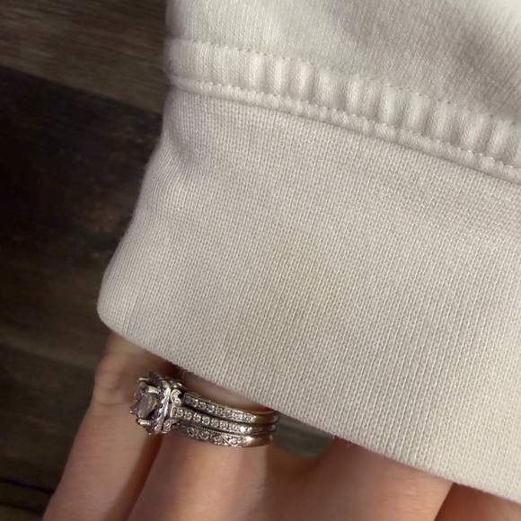 lululemon athletica Cream Crewneck Sweatshirt AS IS - Picture 4 of 7